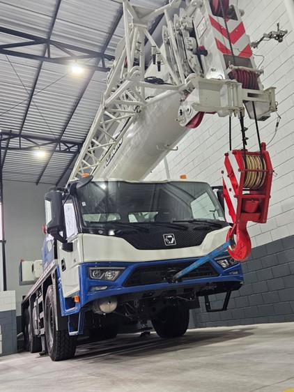 Guindaste branco modelo XCMG - XCT40BR